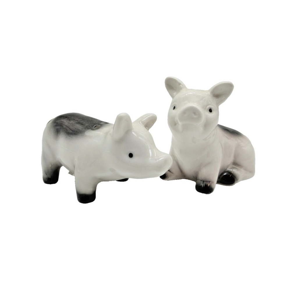 Ceramic Black & White Spotted Pig Salt & Pepper Shakers Farmhouse Decor